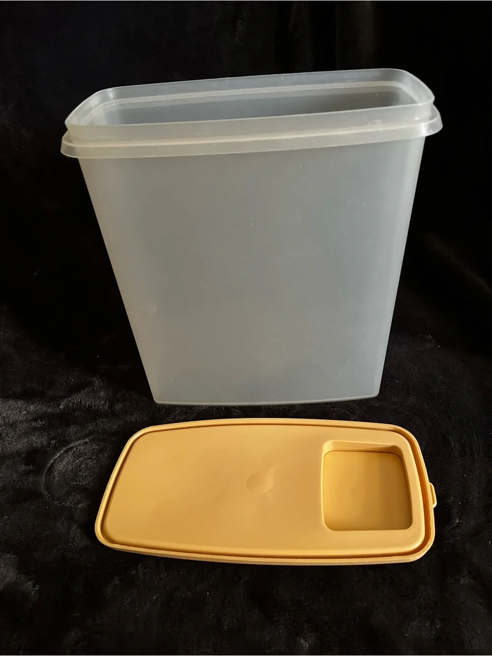 Vintage Tupperware Tan Lid Clear Food Storage Container
